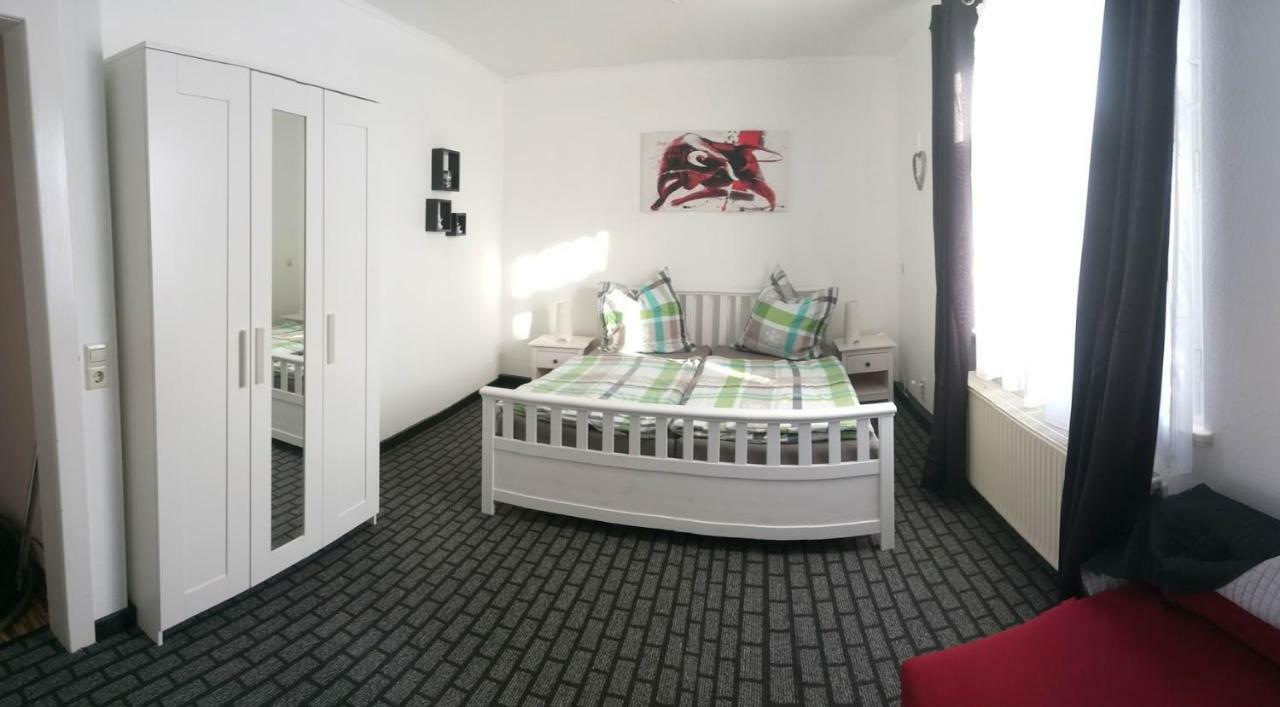 Ferienwohnung Charlett Dresde Extérieur photo