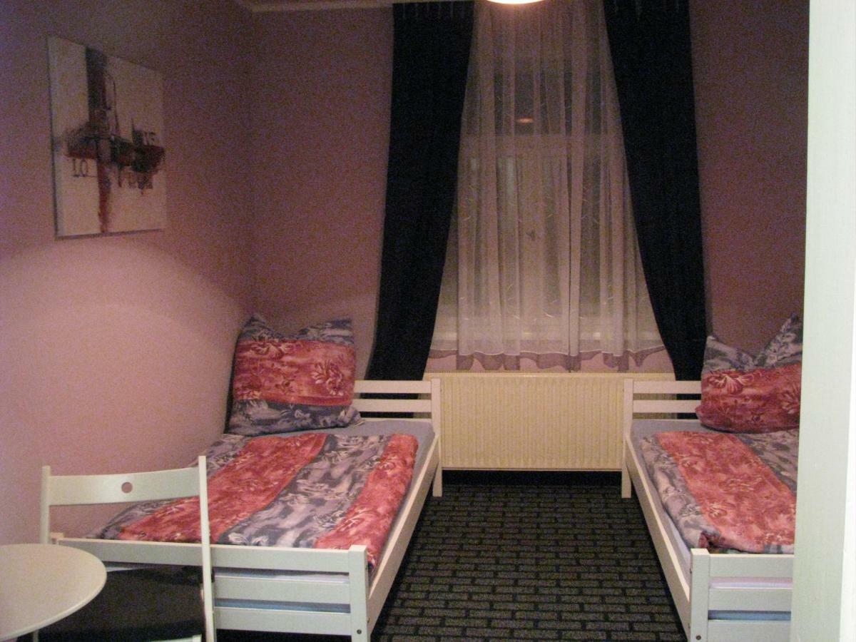 Ferienwohnung Charlett Dresde Extérieur photo